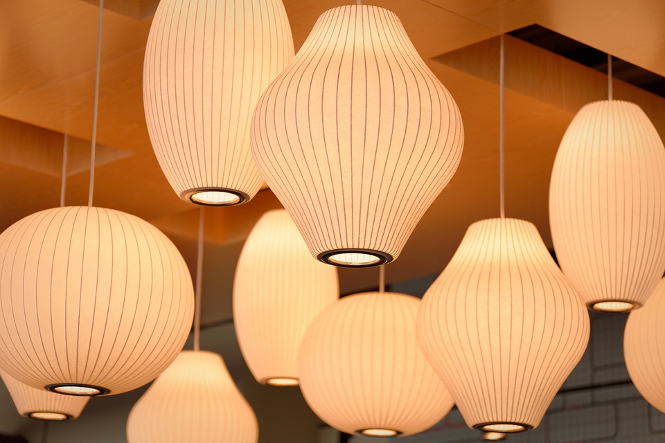 Hanging lamps